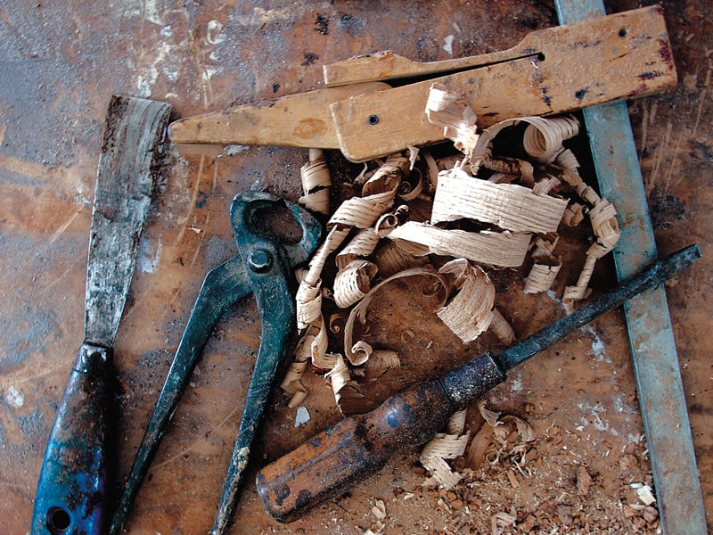 Trucioli intaglio legno fatto artigianalmente